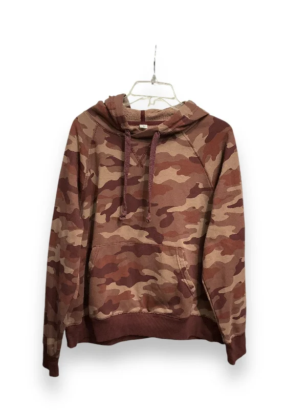 Sweatshirts for kids in red -Sweatshirt Hoodie By Old Navy In Camouflage Print, Size: L