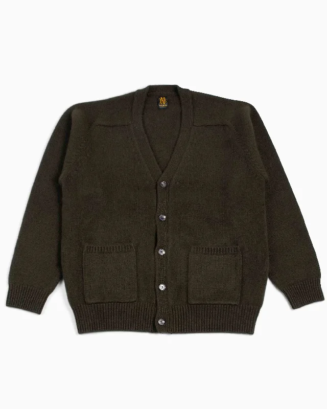 Cardigan for men in navy -Batoner Heavy Weight Cashmere V Cardigan Olive