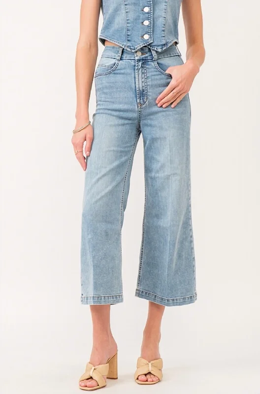 Fitted black Pants-Aubrey Super Soft Wide Leg Cropped Jean In Chambray